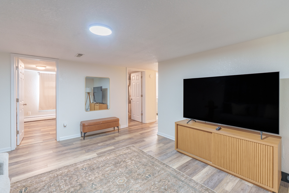813 Apricot Avenue Property Photo 25