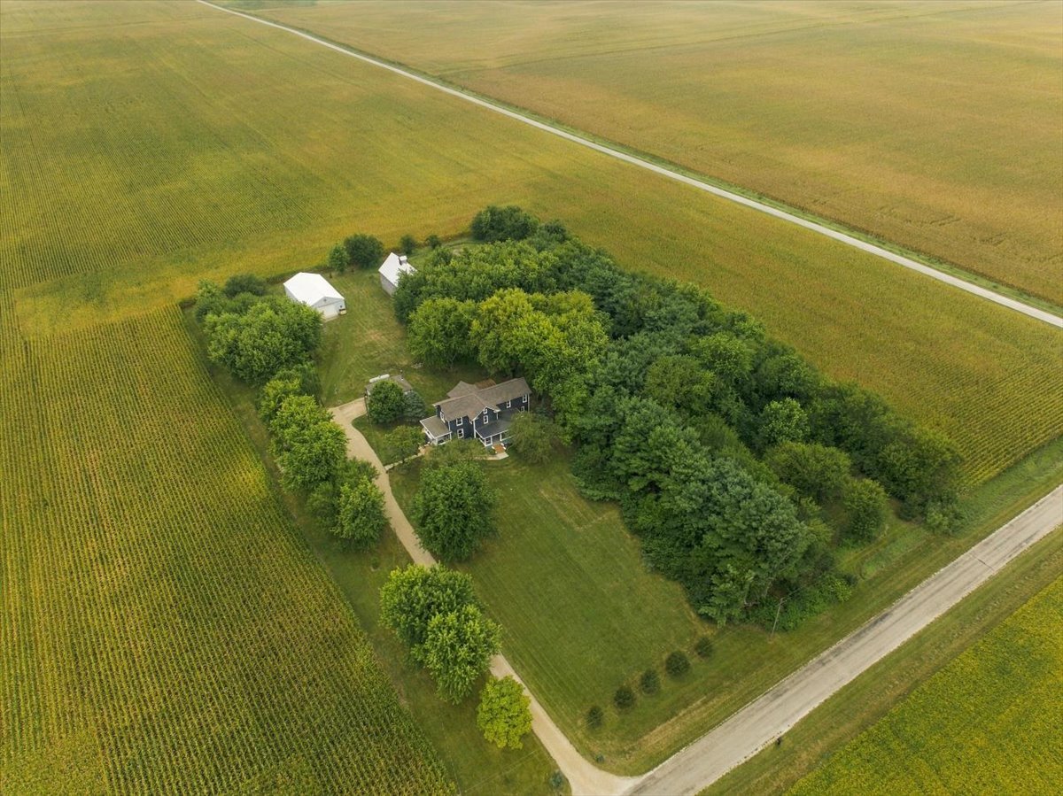 32135 E 1500 North Road Property Photo 6
