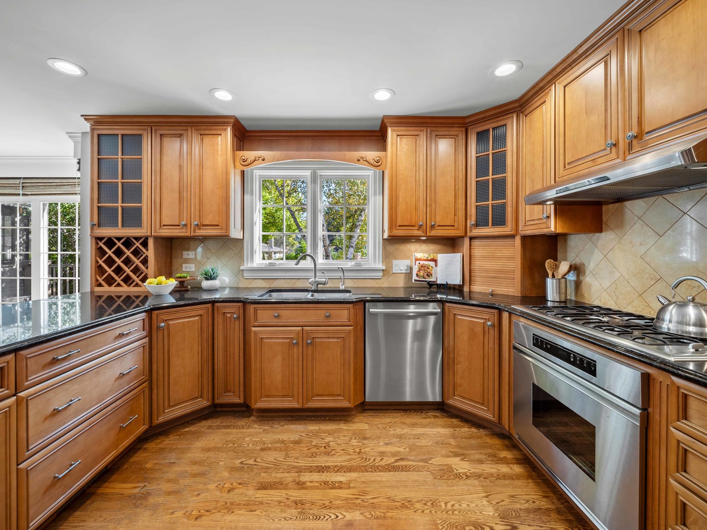 1029 N Carlyle Lane Property Photo 11