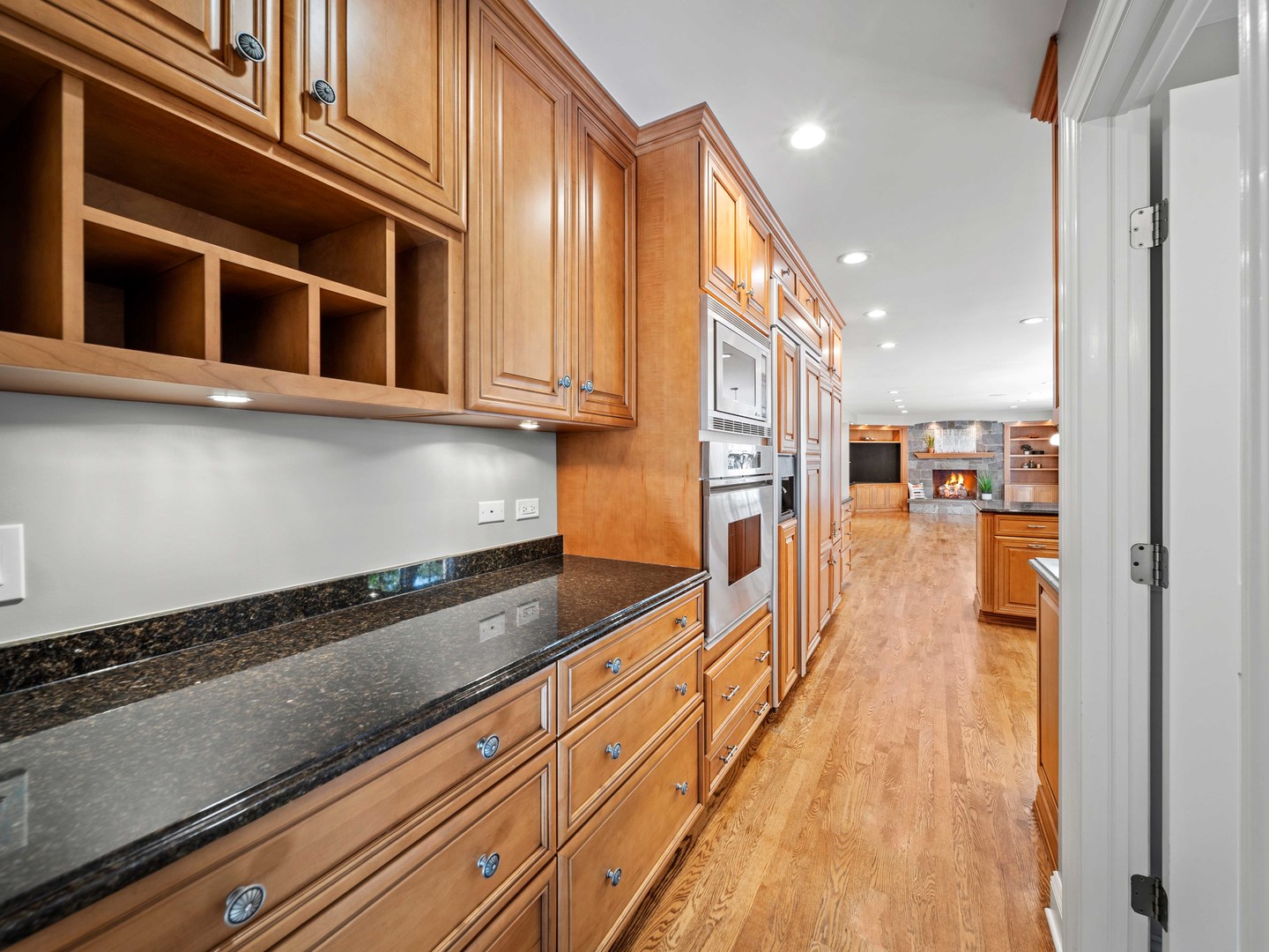 1029 N Carlyle Lane Property Photo 13