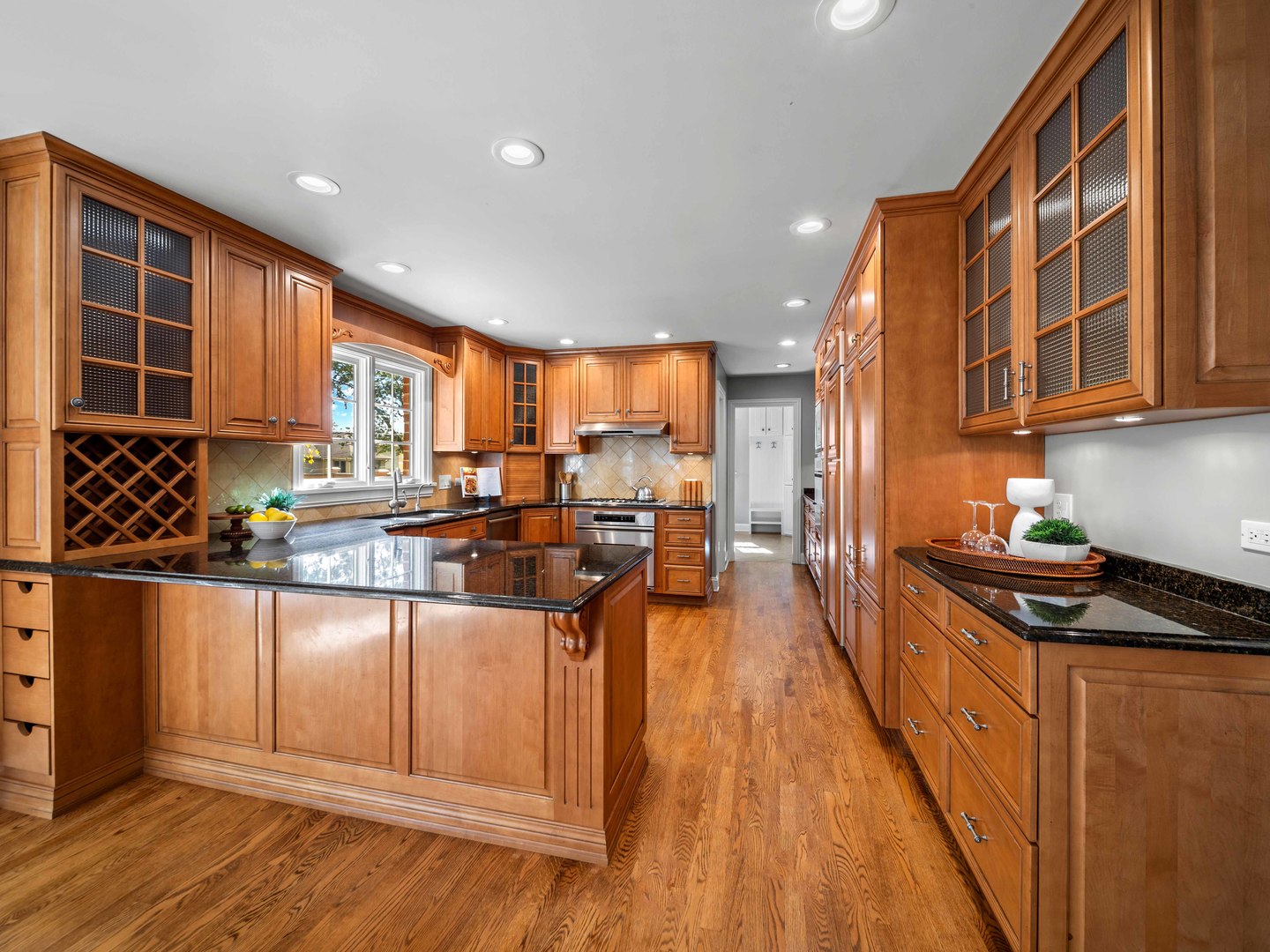 1029 N Carlyle Lane Property Photo 14
