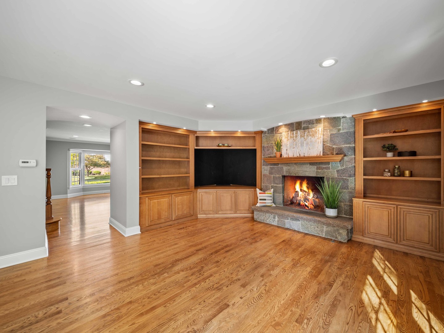 1029 N Carlyle Lane Property Photo 18