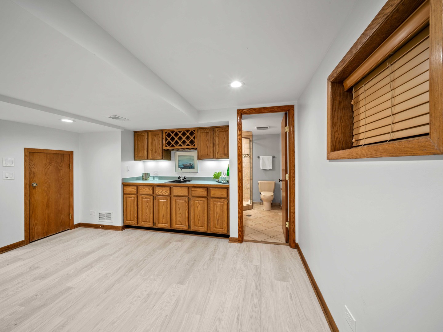 1029 N Carlyle Lane Property Photo 36