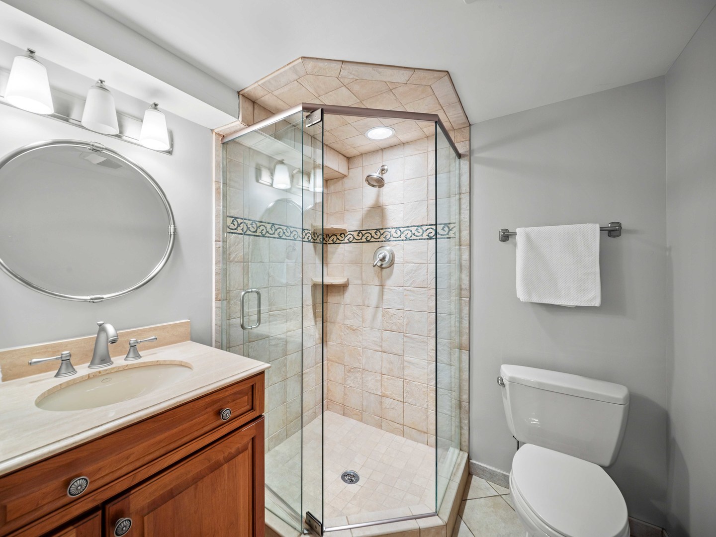 1029 N Carlyle Lane Property Photo 38