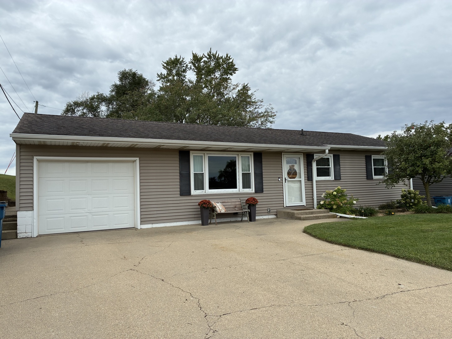 921 14th Street Property Photo 1