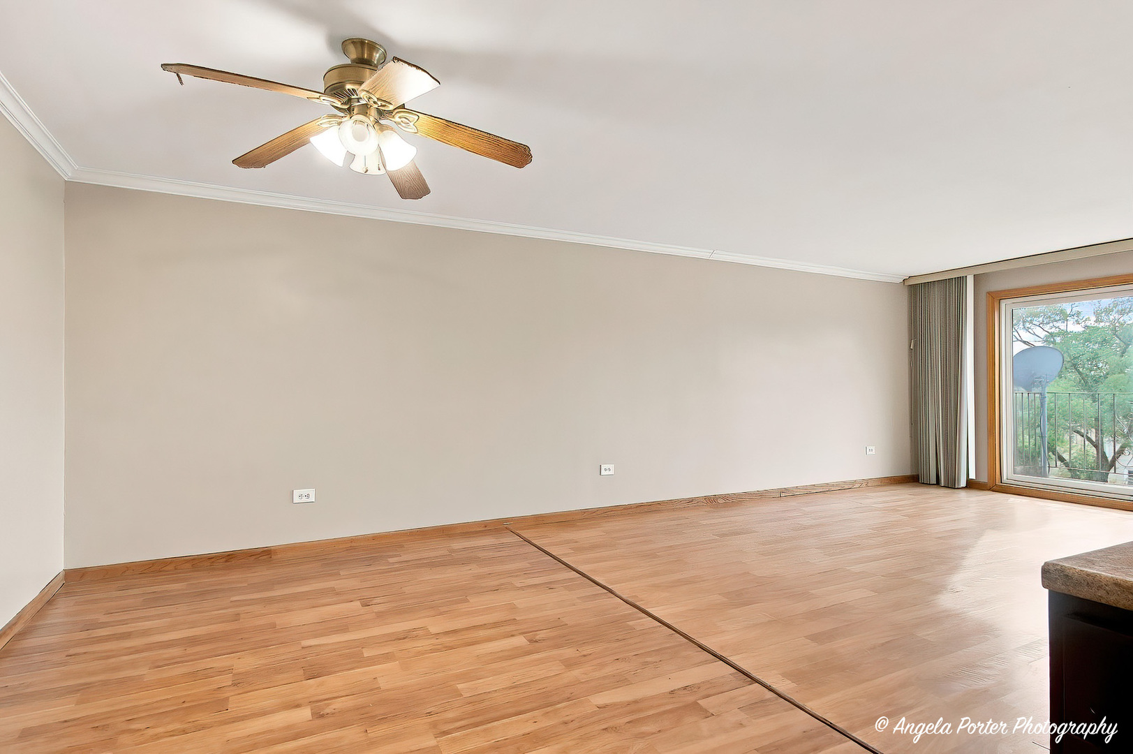 8970 N Parkside Avenue 406 Property Photo 11