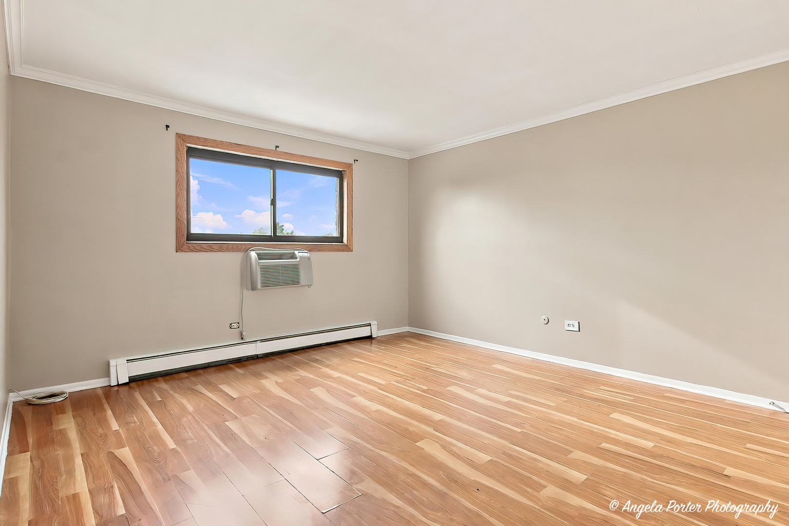 8970 N Parkside Avenue 406 Property Photo 16