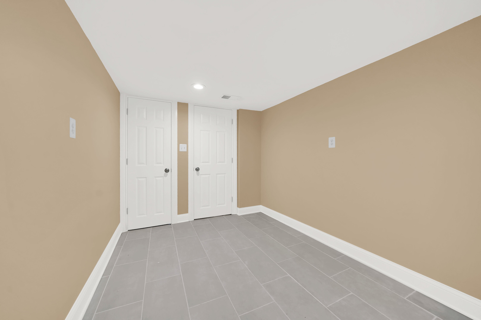 3237 W 64th Place Property Photo 16