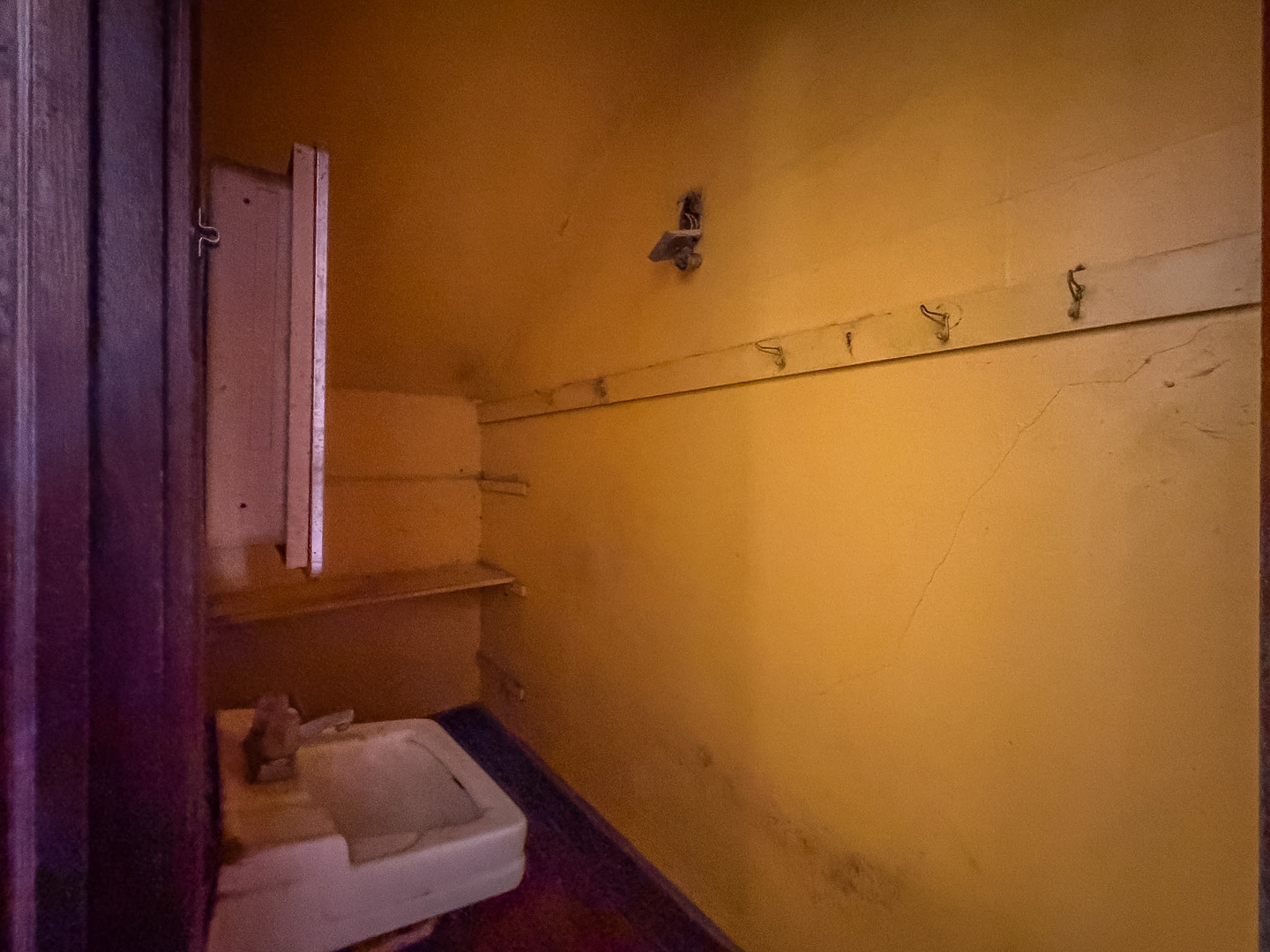 107 W Green Street Property Photo 13