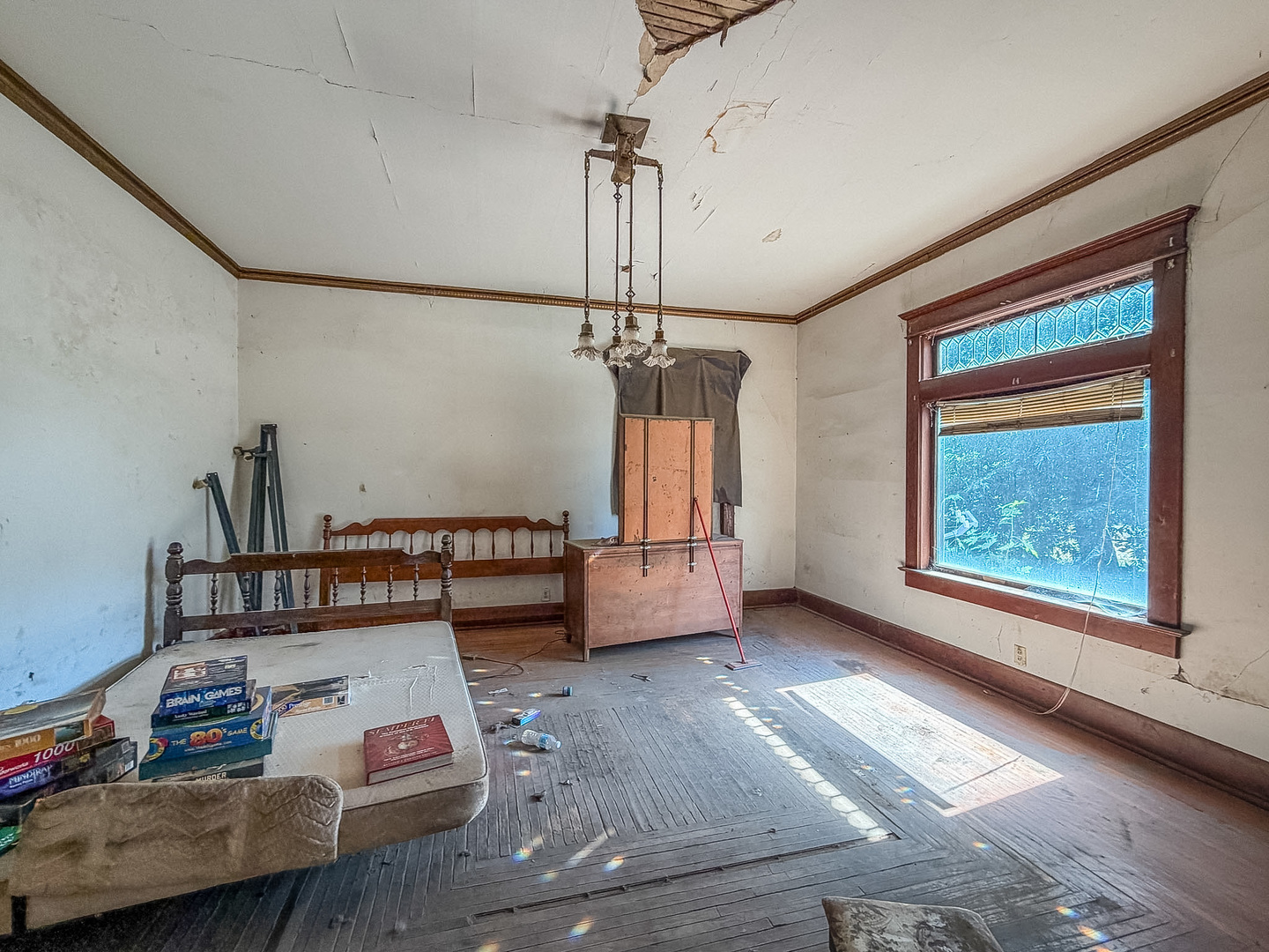 107 W Green Street Property Photo 14