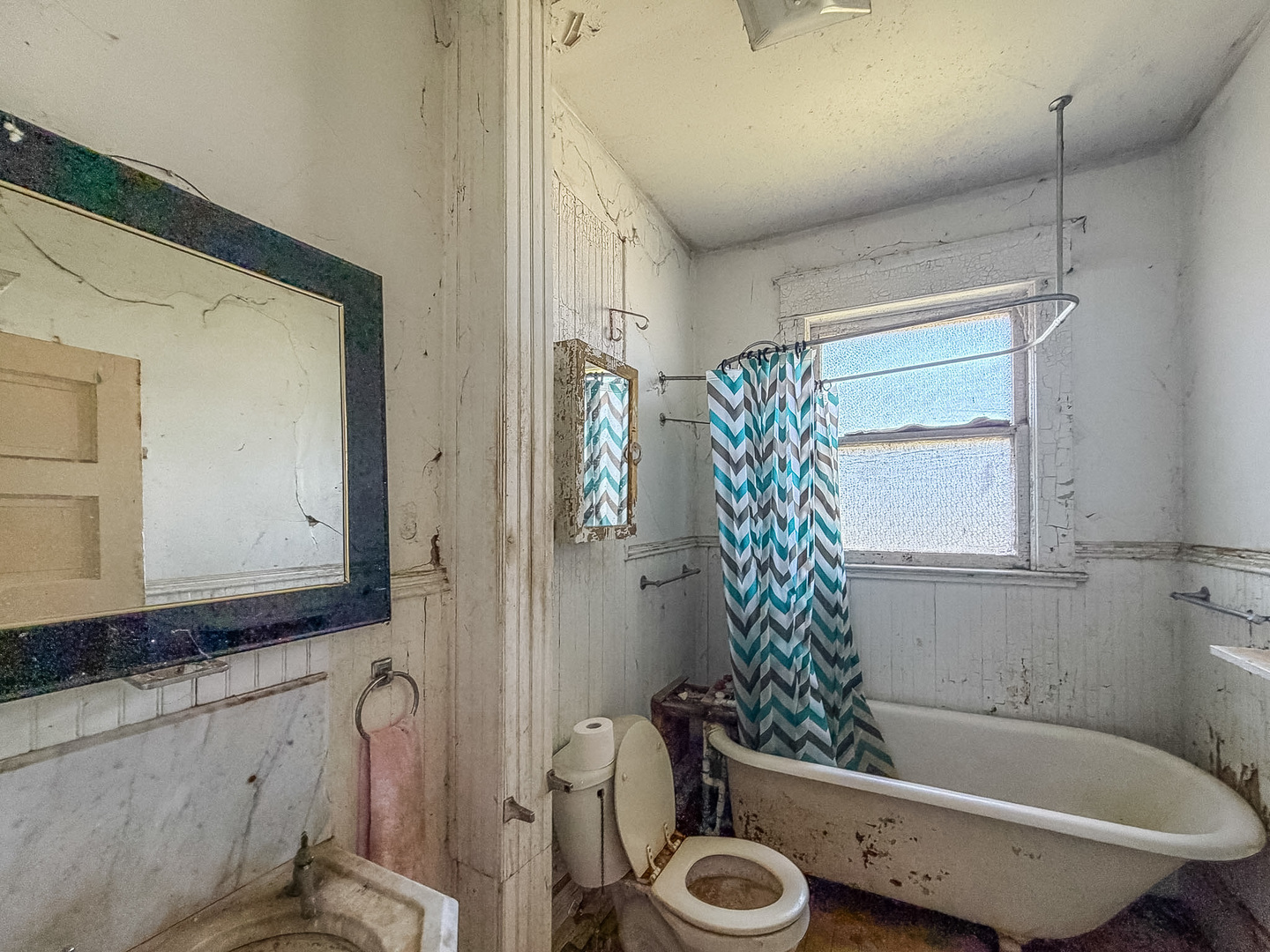 107 W Green Street Property Photo 18
