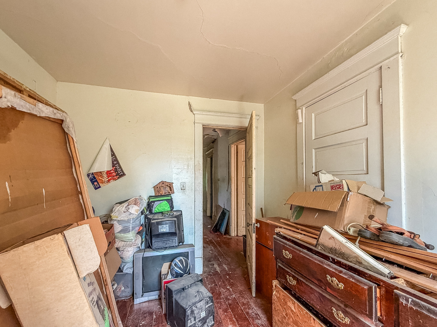 107 W Green Street Property Photo 27