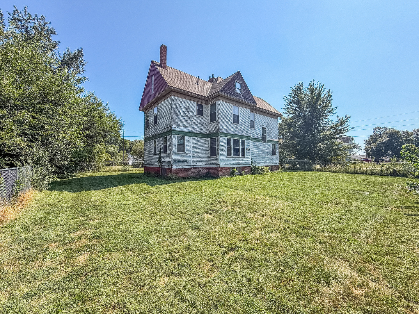 107 W Green Street Property Photo 35