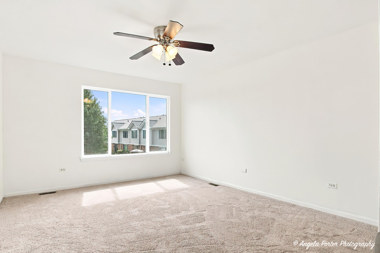 512 Legend Lane 512 Property Photo 14