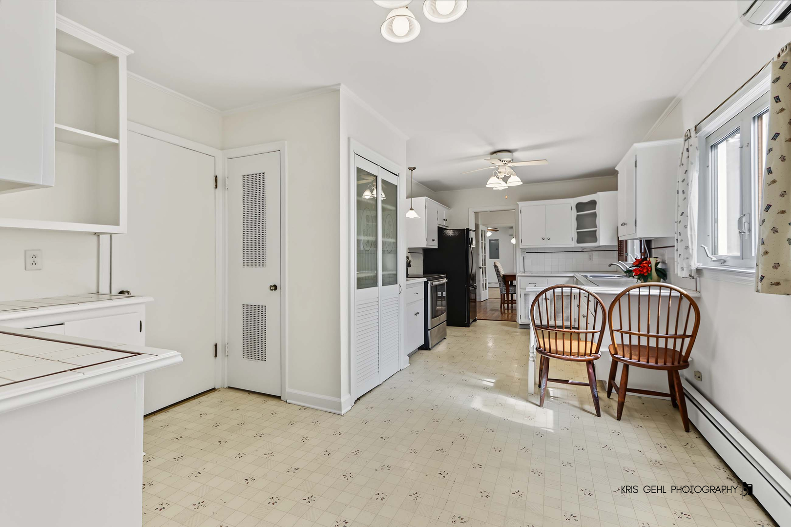19 S Hawthorne Boulevard Property Photo 4