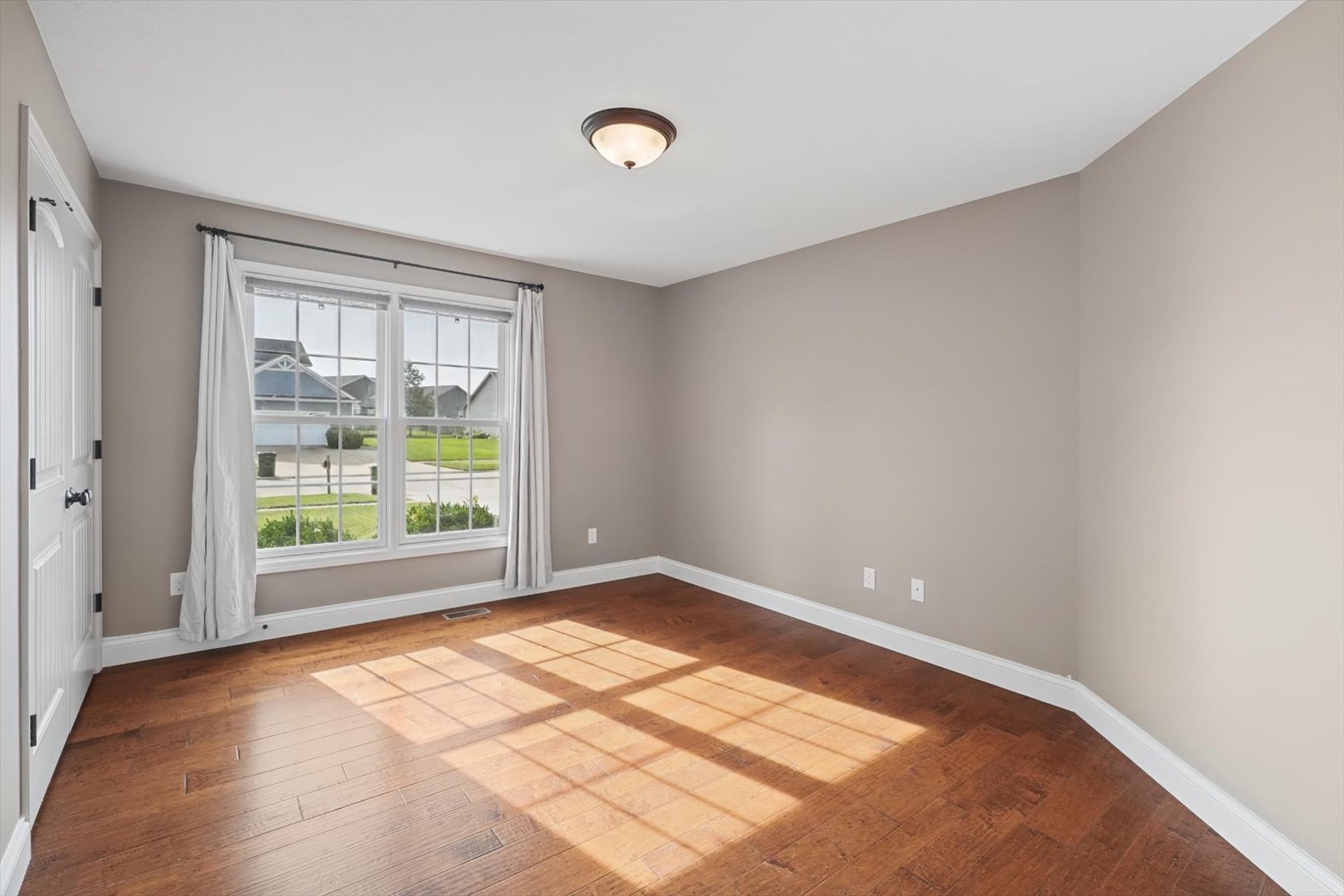 1813 Deer Run Drive Property Photo 33
