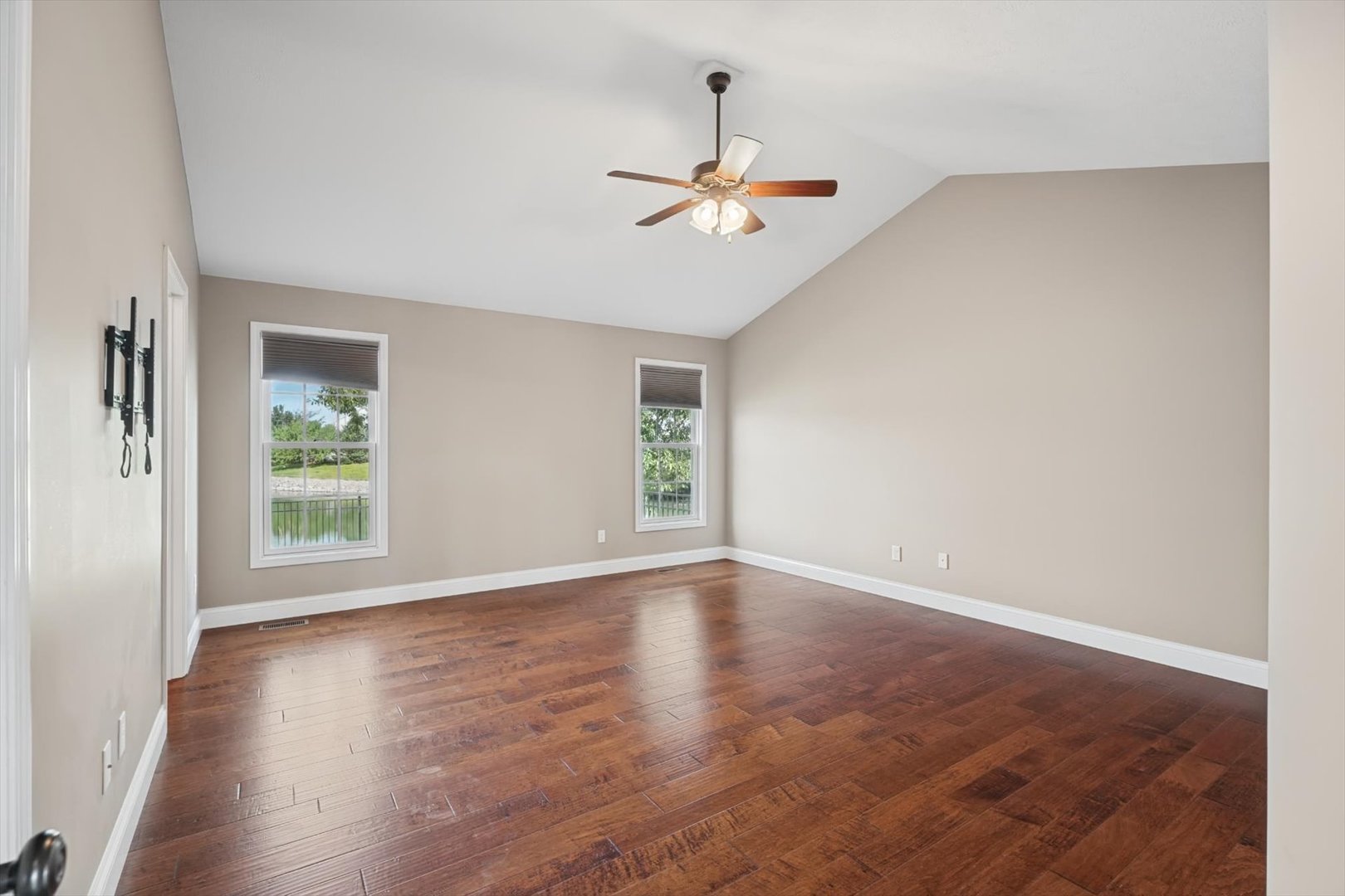 1813 Deer Run Drive Property Photo 42