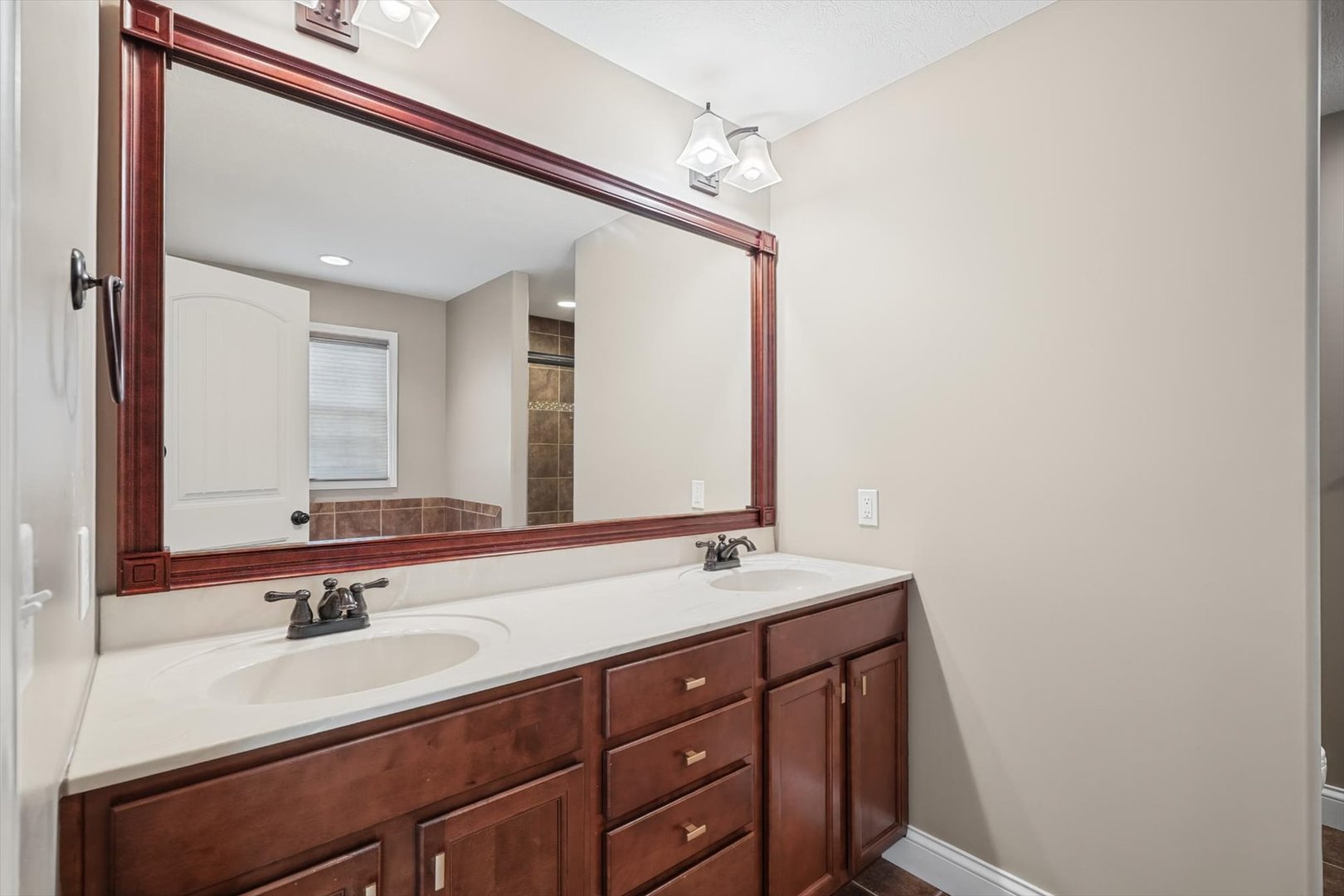 1813 Deer Run Drive Property Photo 45