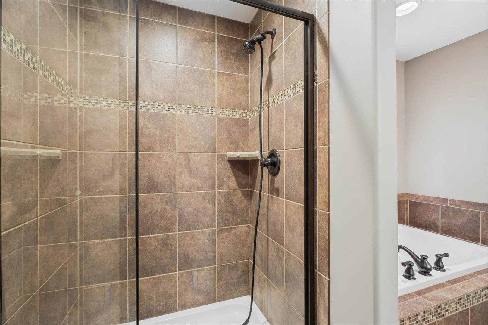 1813 Deer Run Drive Property Photo 48