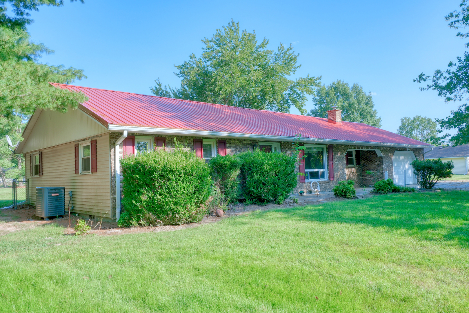 103 Smith Drive Property Photo 1