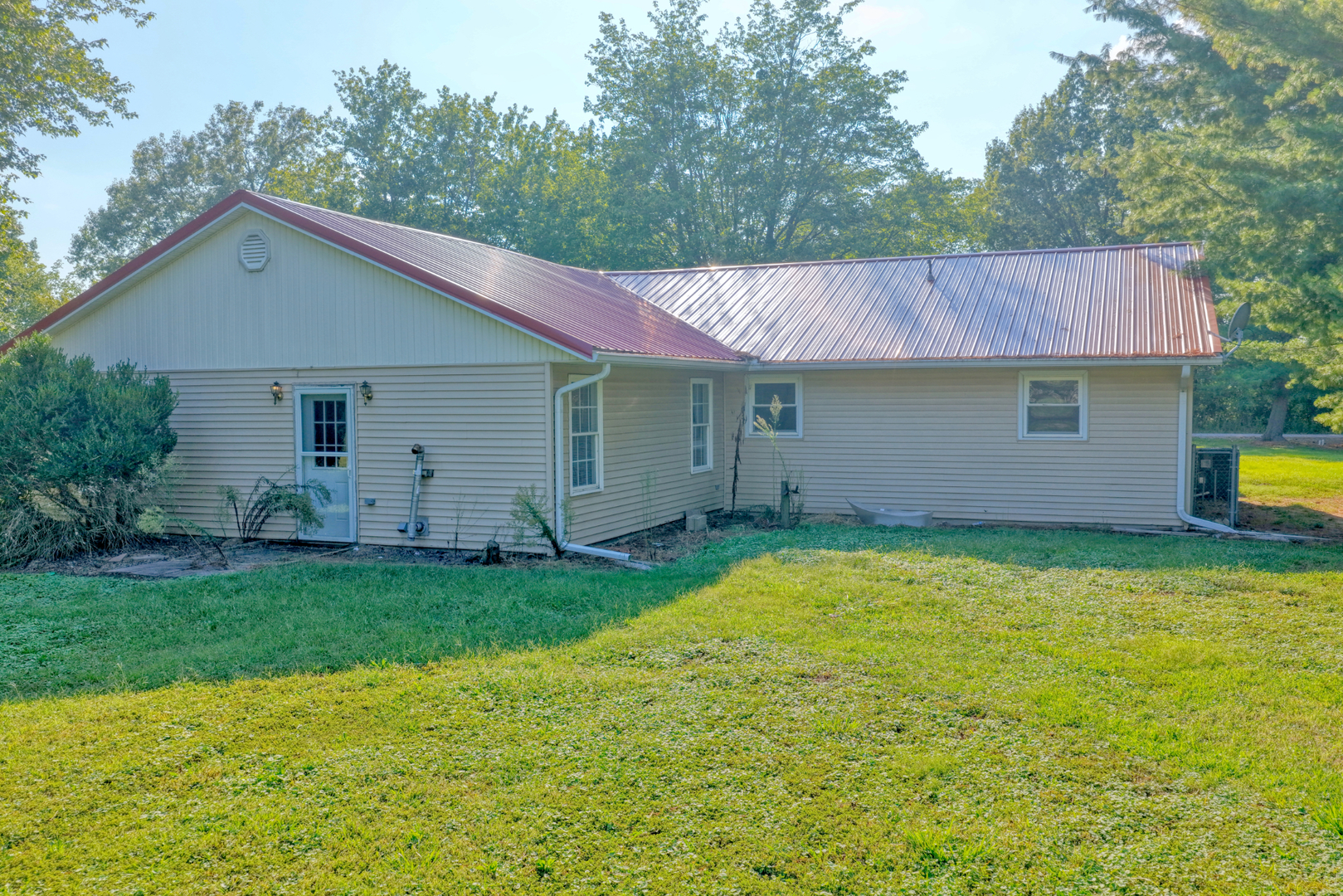 103 Smith Drive Property Photo 12