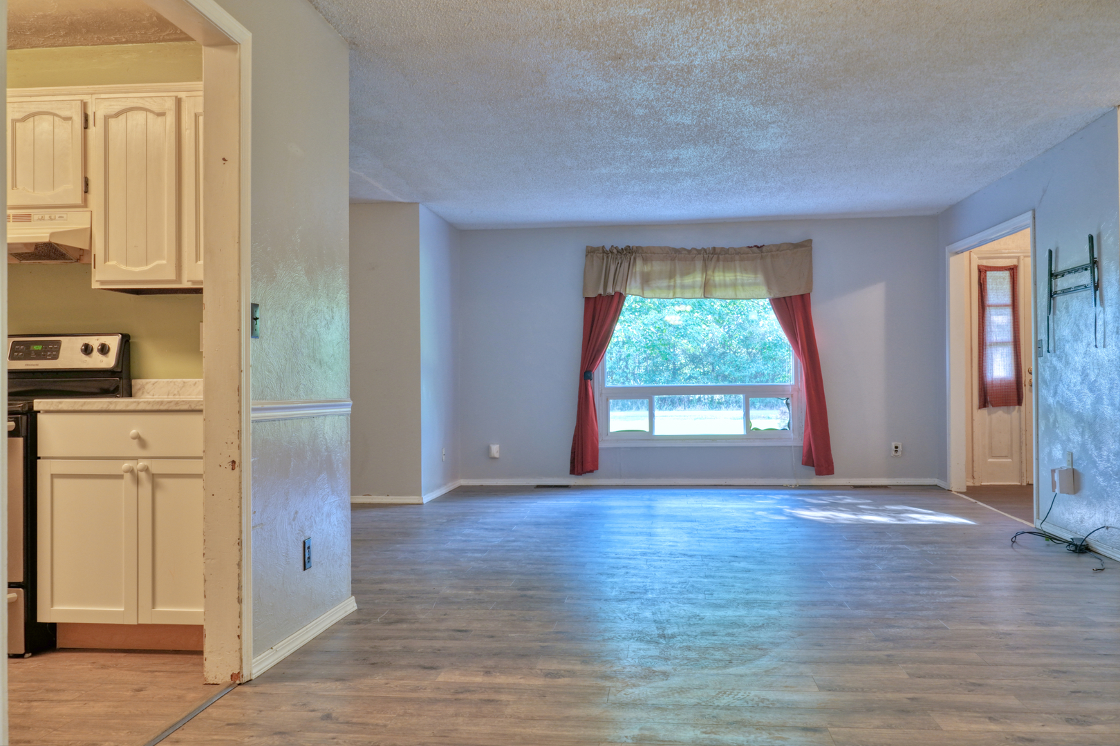 103 Smith Drive Property Photo 18