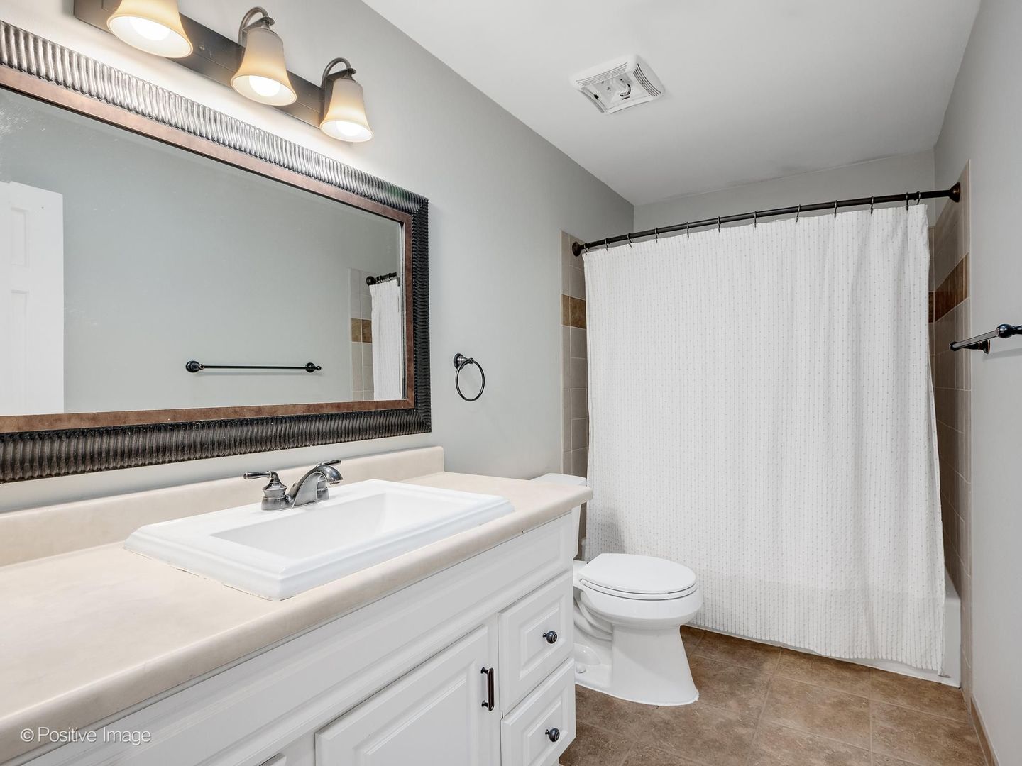 1n325 Tamarack Drive Property Photo 21