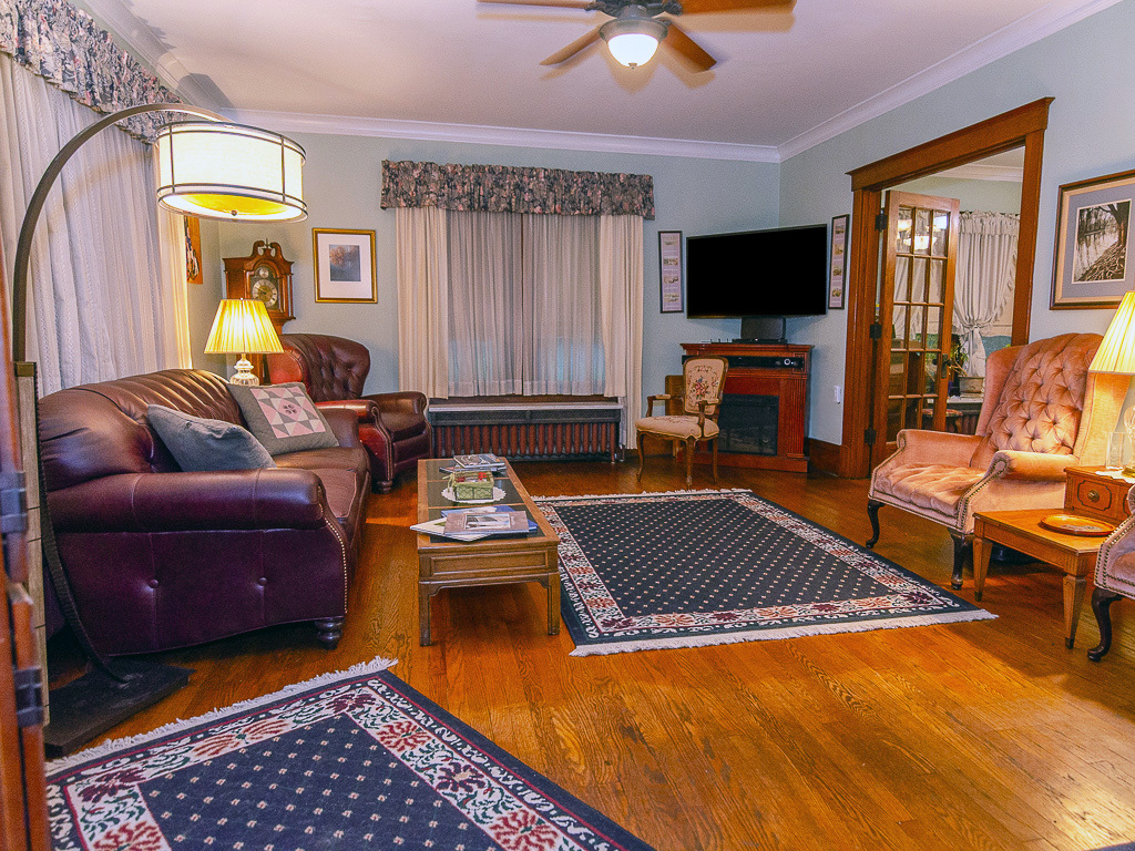 601 N Prospect Avenue Property Photo 12