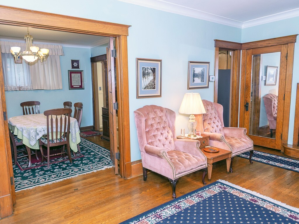 601 N Prospect Avenue Property Photo 13