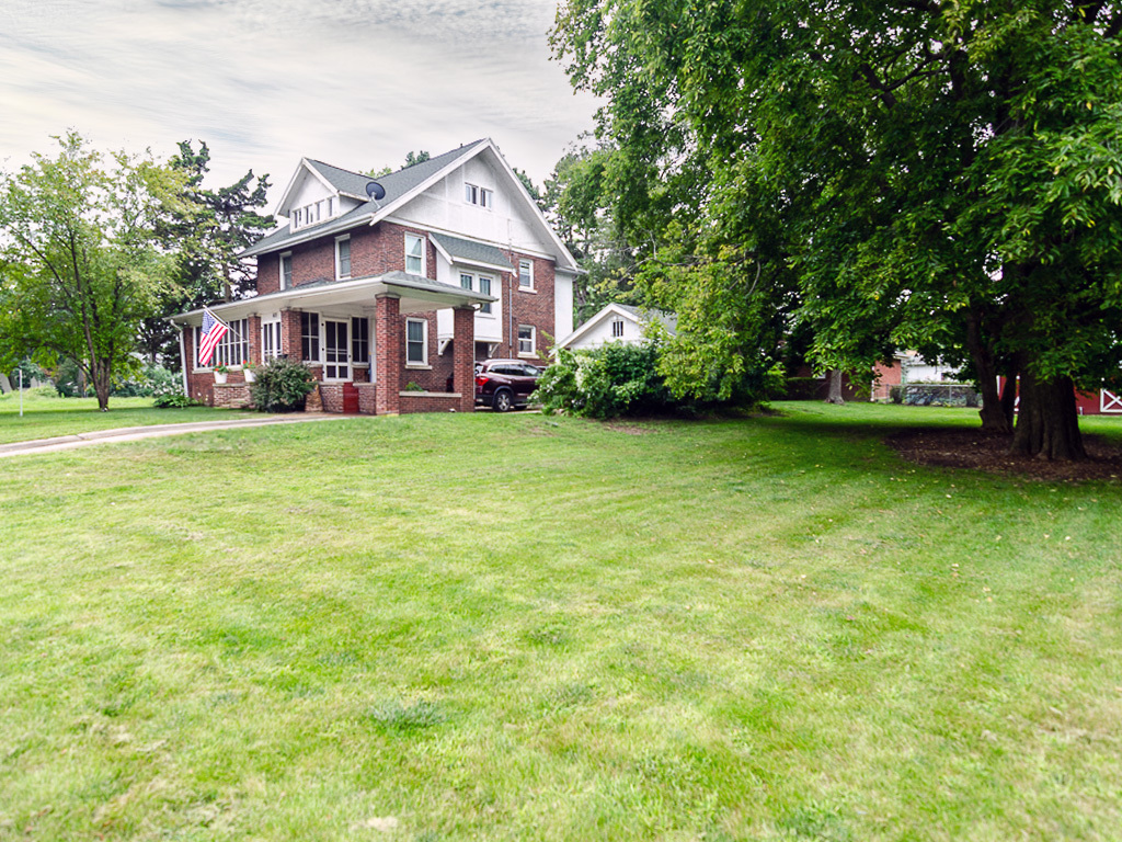 601 N Prospect Avenue Property Photo 82