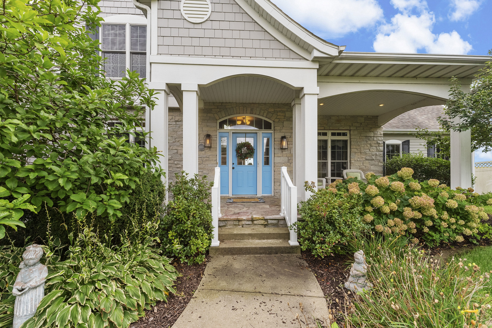 1555 Crimson King Court Property Photo 2
