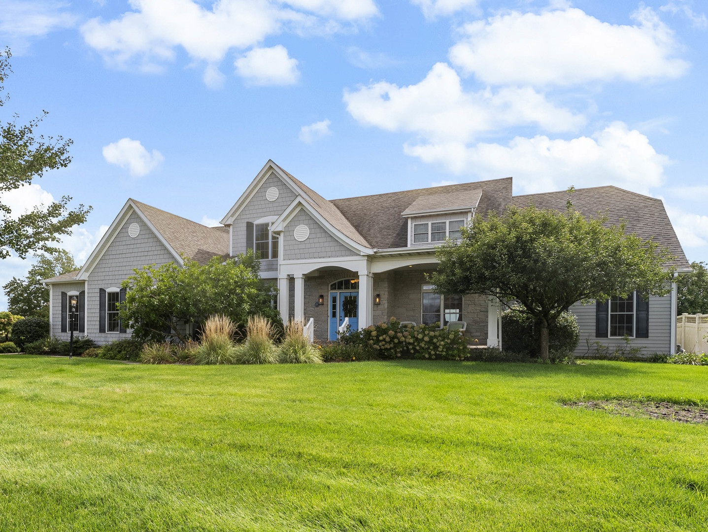 1555 Crimson King Court Property Photo 9