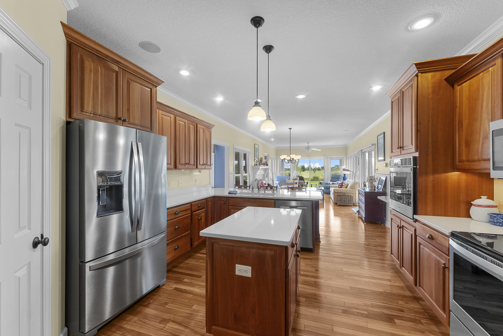 1555 Crimson King Court Property Photo 18