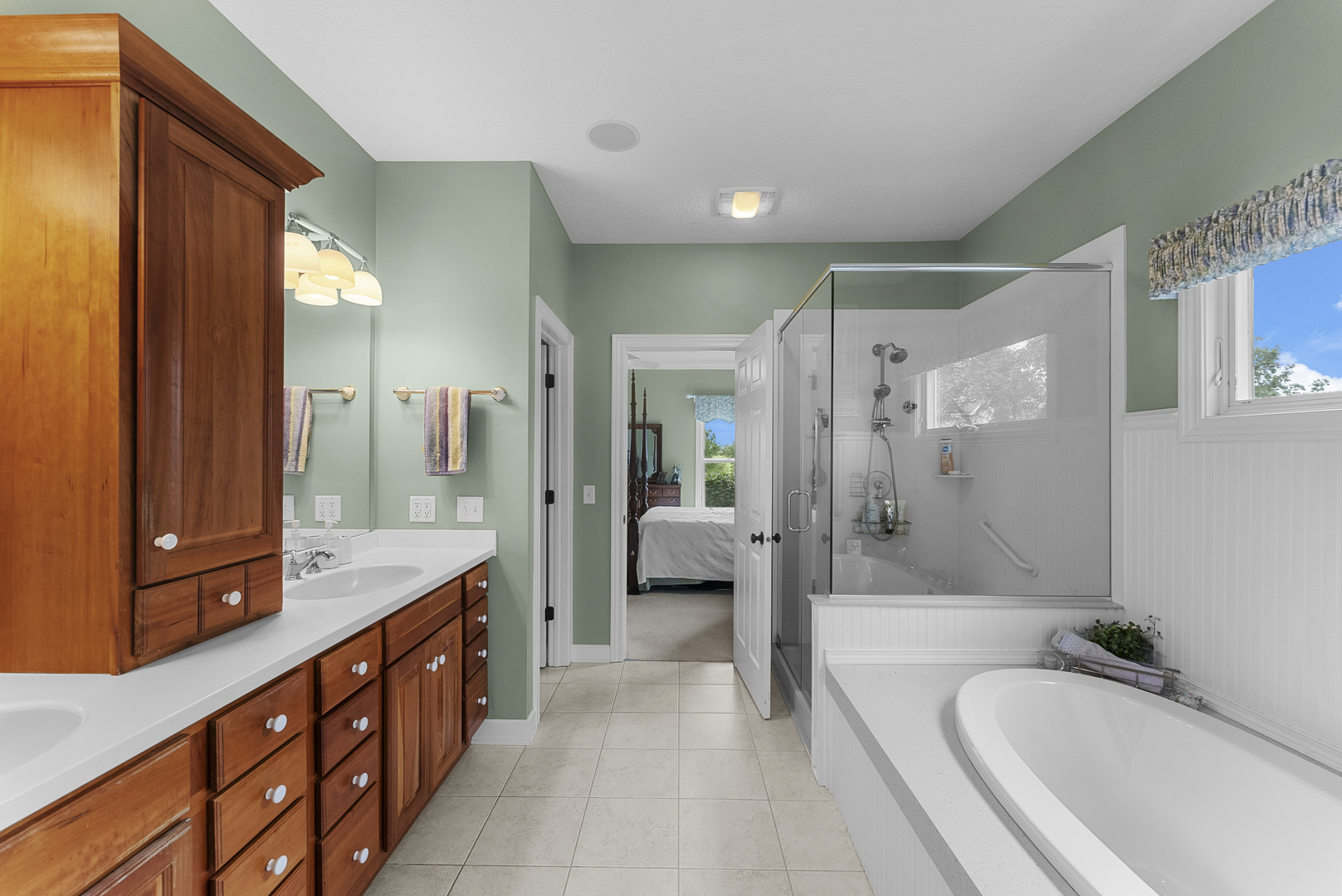 1555 Crimson King Court Property Photo 44
