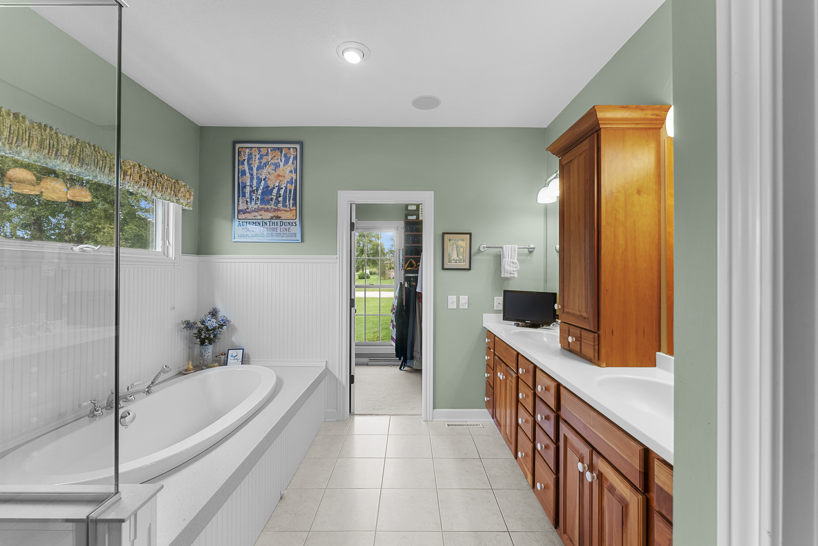 1555 Crimson King Court Property Photo 45