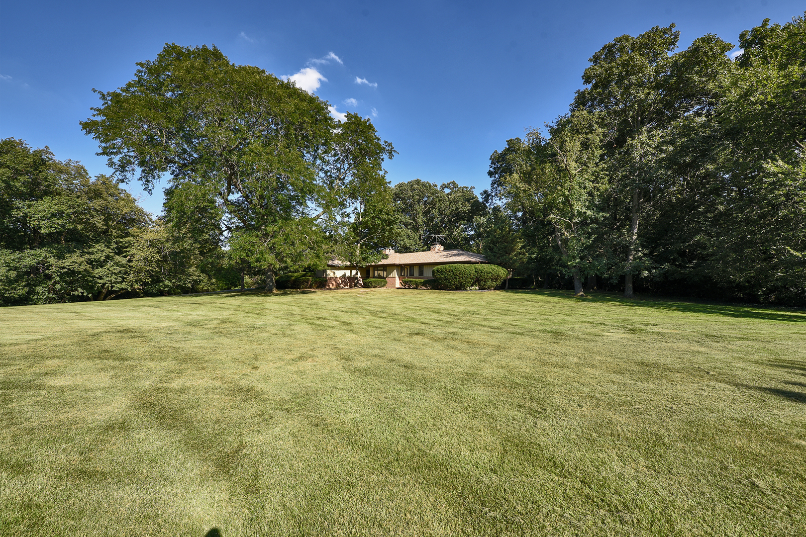 105 Lomond Drive Property Photo 2