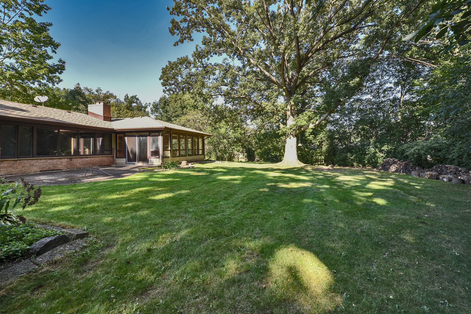 105 Lomond Drive Property Photo 22
