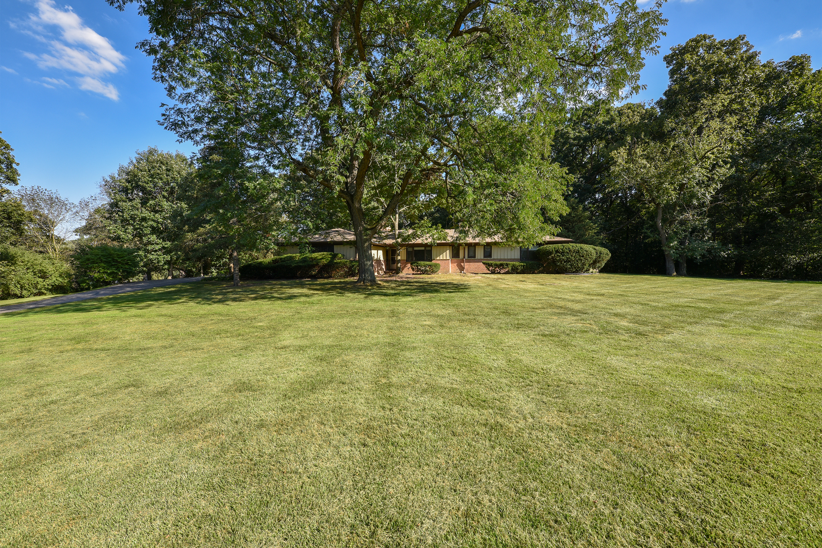 105 Lomond Drive Property Photo 24