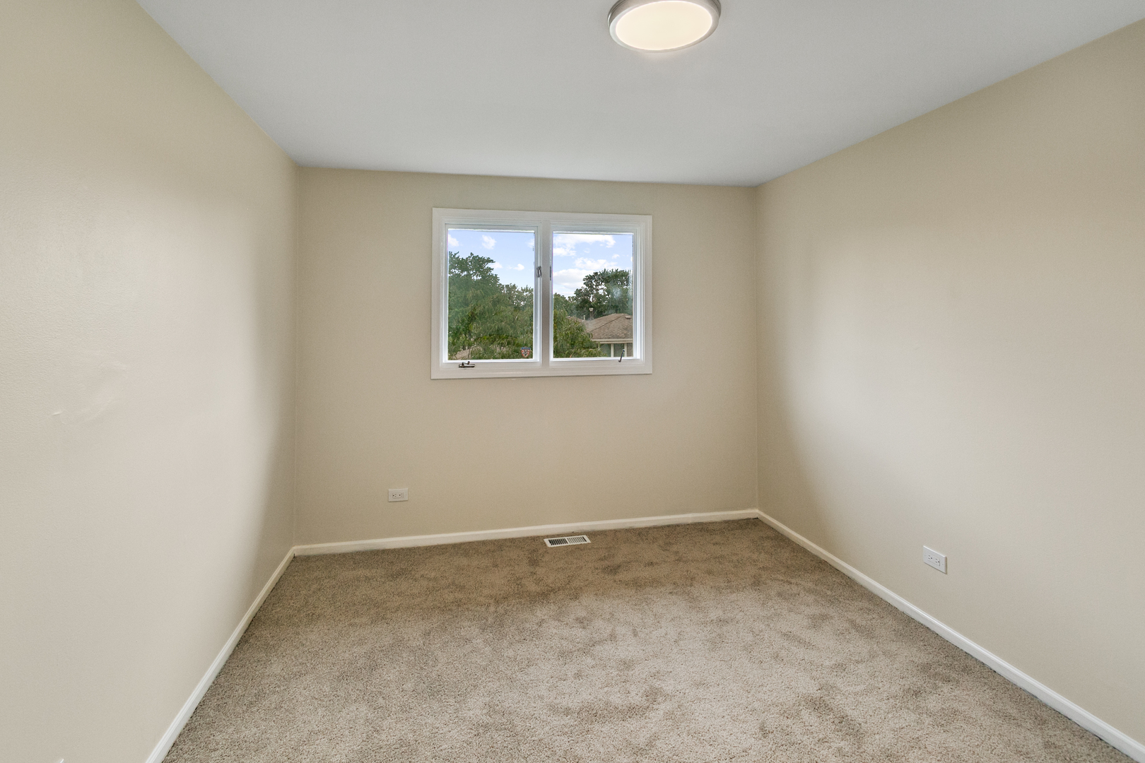 5916 W 127th Street Property Photo 15