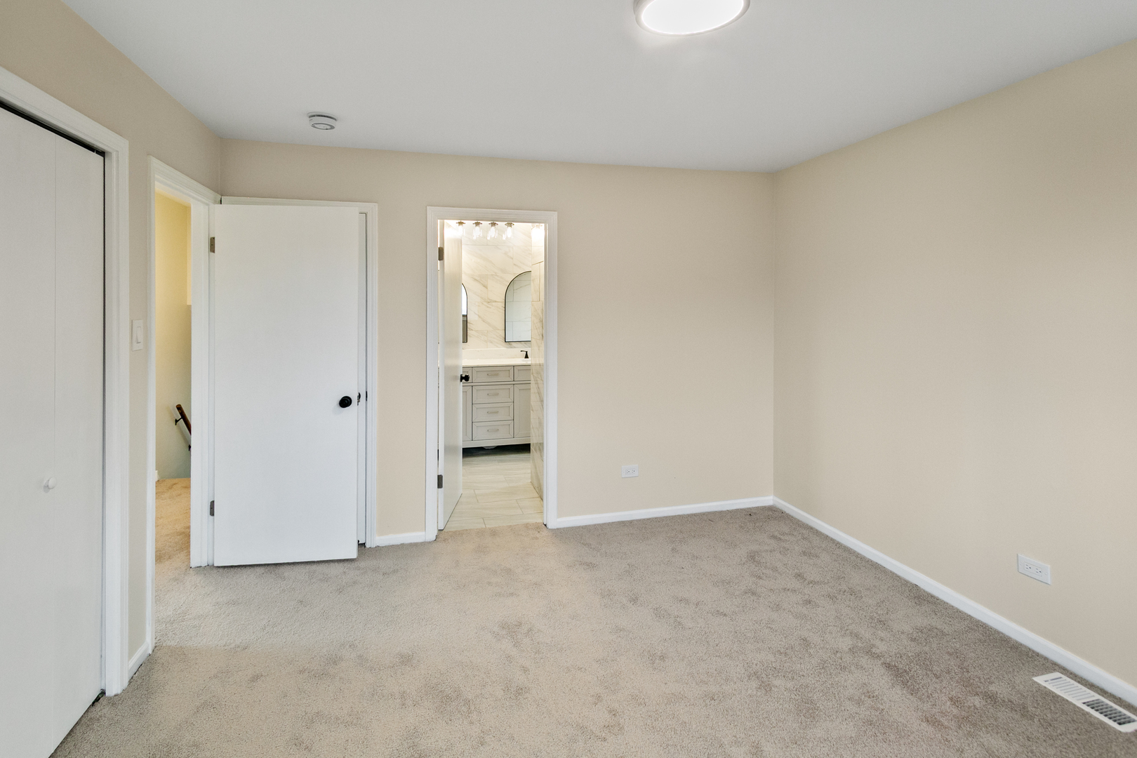 5916 W 127th Street Property Photo 17