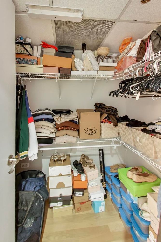 744 N Clark Street 505 Property Photo 17