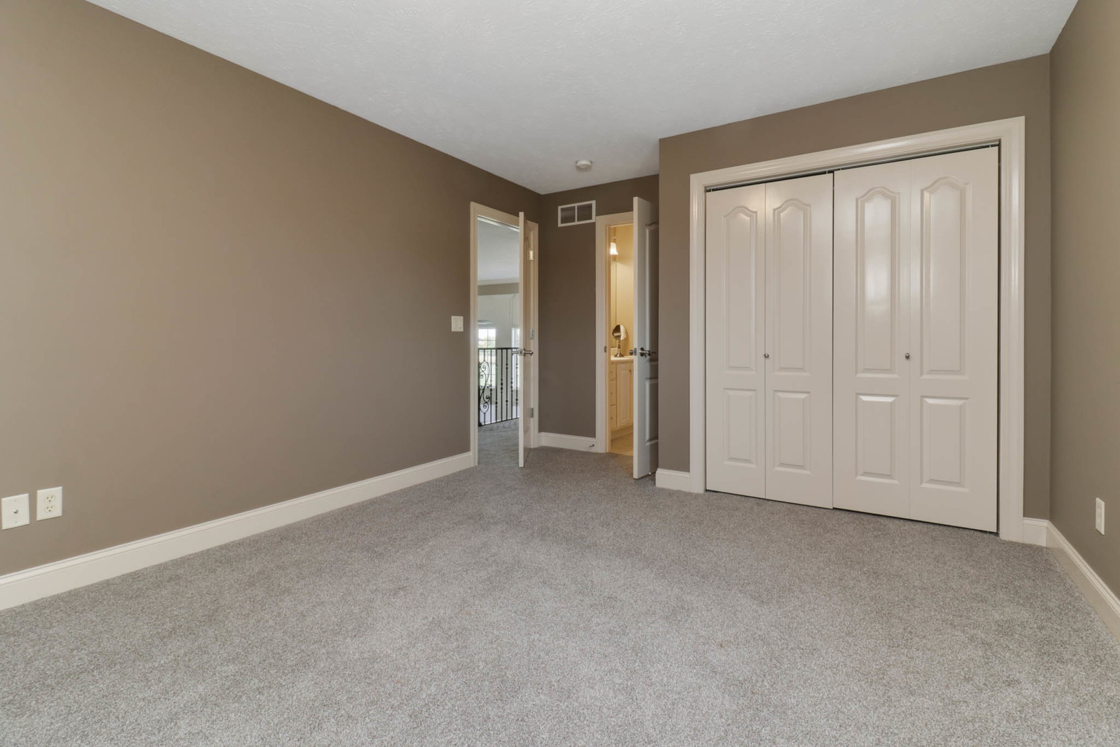 2807 Lone Oak Road Property Photo 35