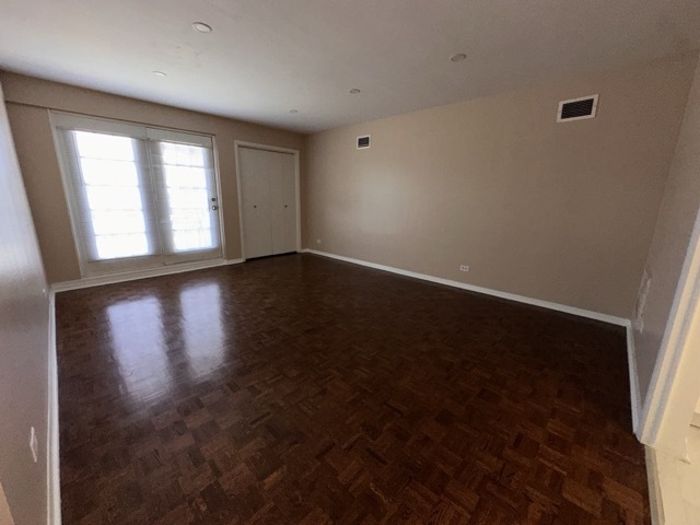8701 S Mozart Avenue 3 Property Photo 1