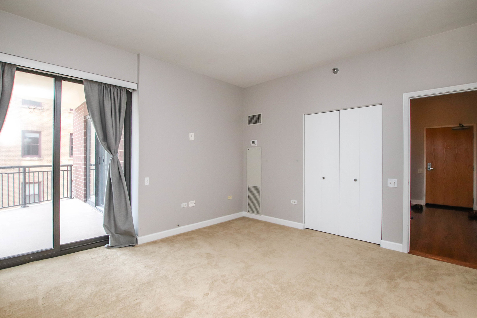 41 E 8th Street 1403 Property Photo 17