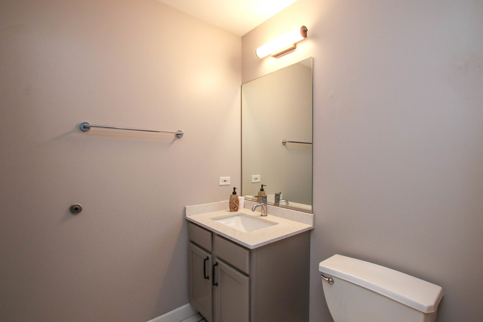 41 E 8th Street 1403 Property Photo 18