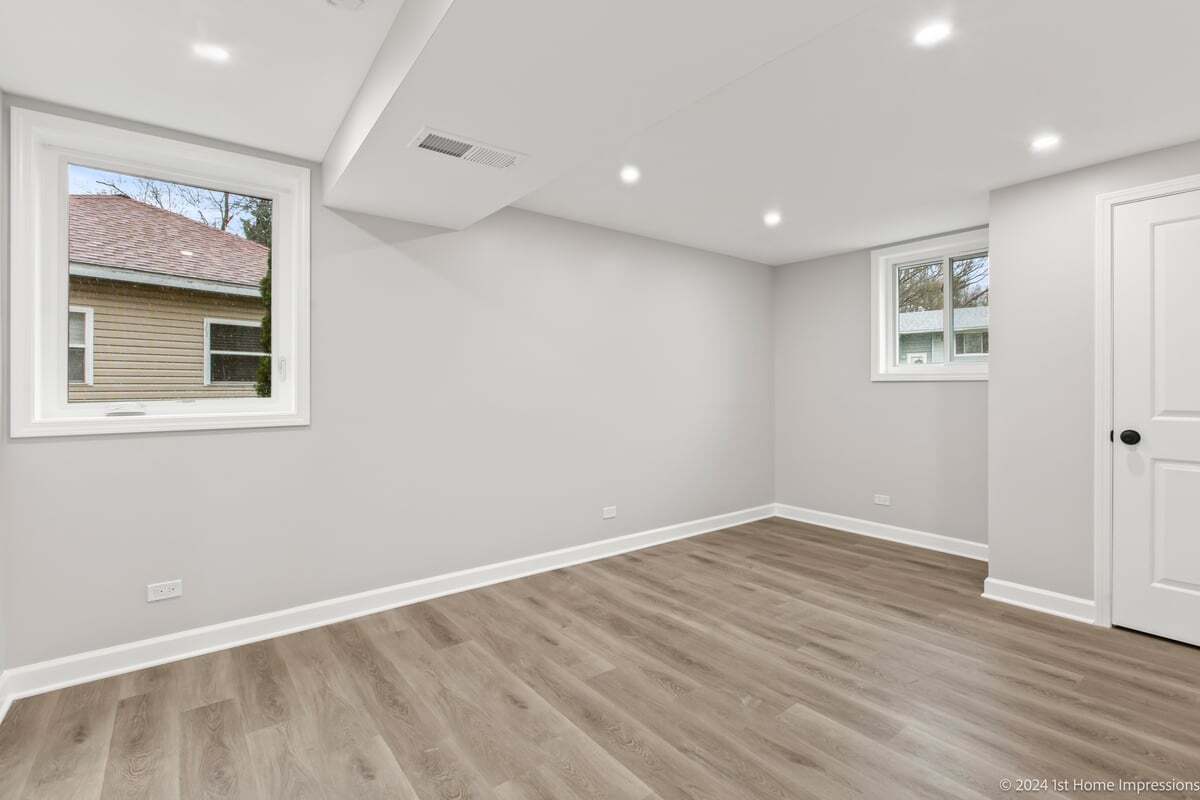 741 Yates Avenue Property Photo 11