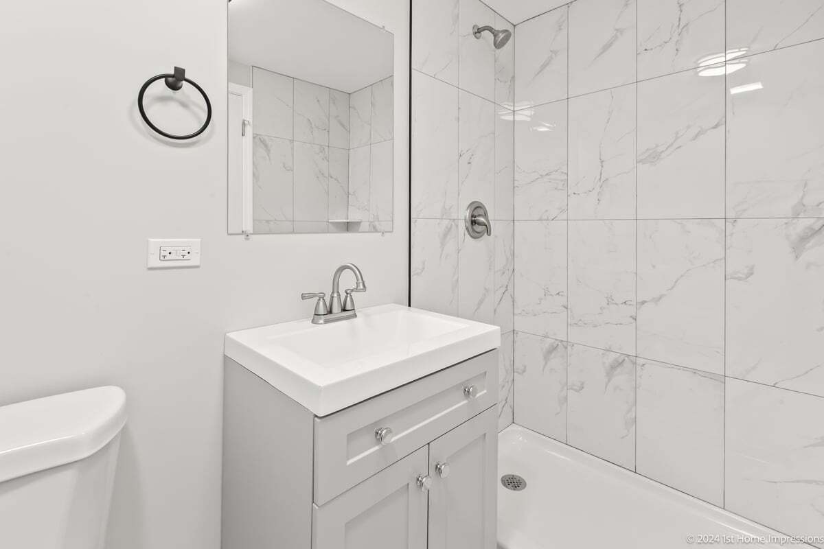 741 Yates Avenue Property Photo 12