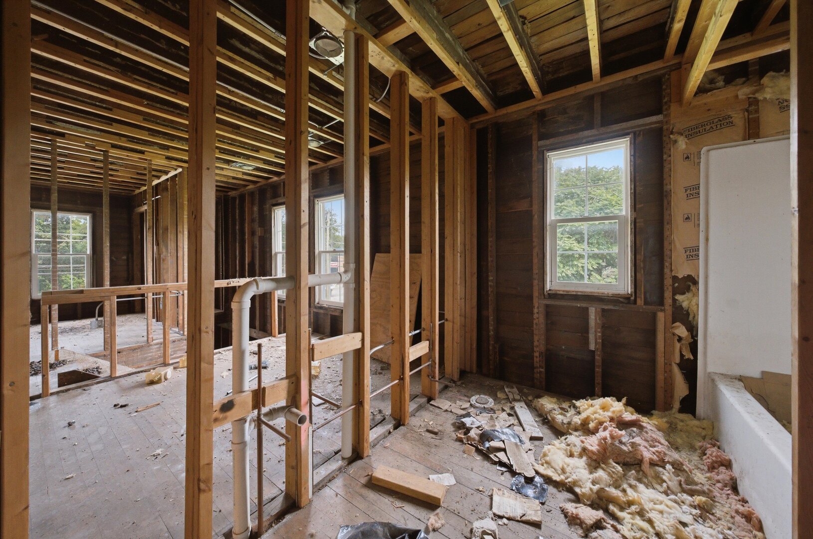 20 E Main Street Property Photo 6