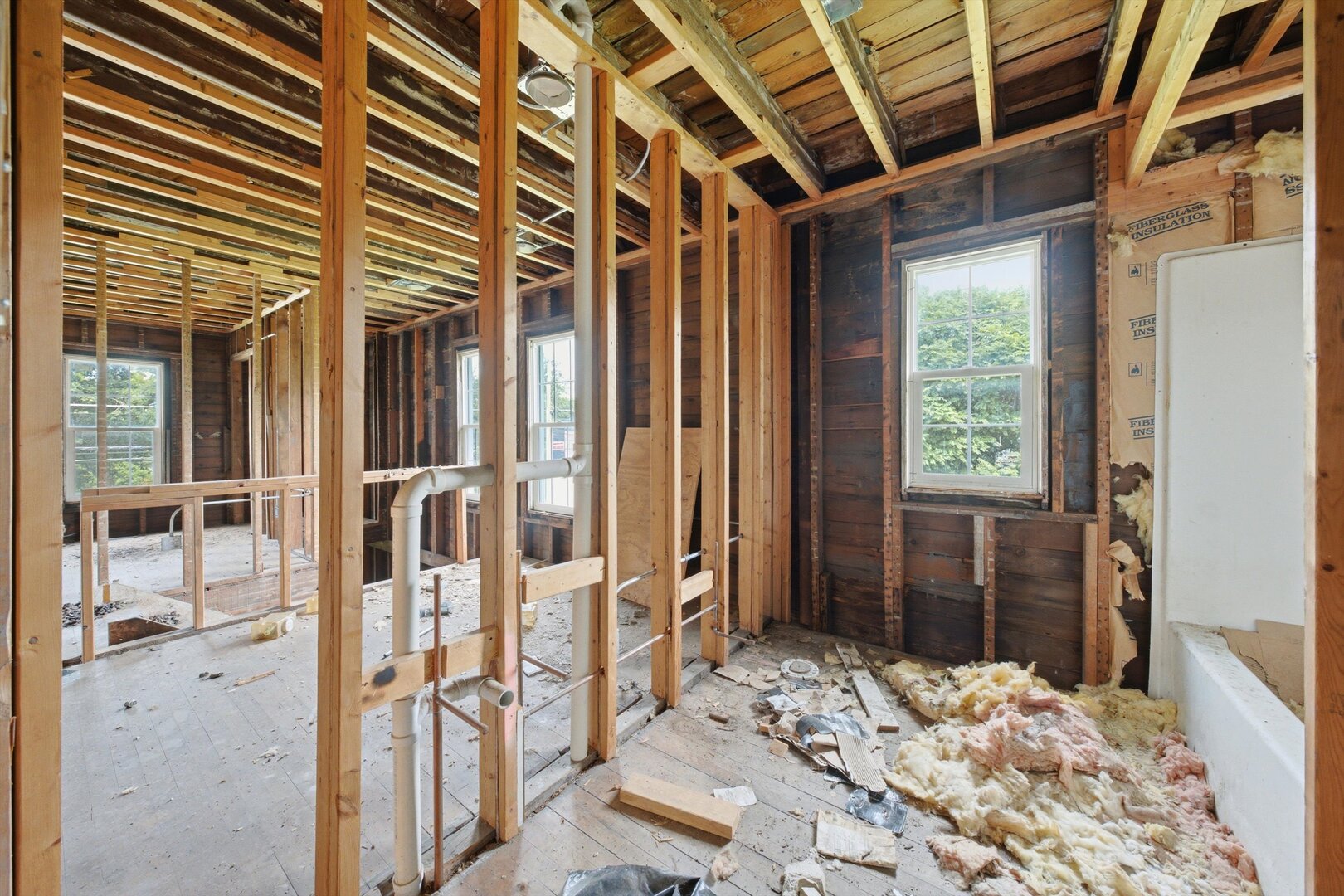 20 E Main Street Property Photo 10