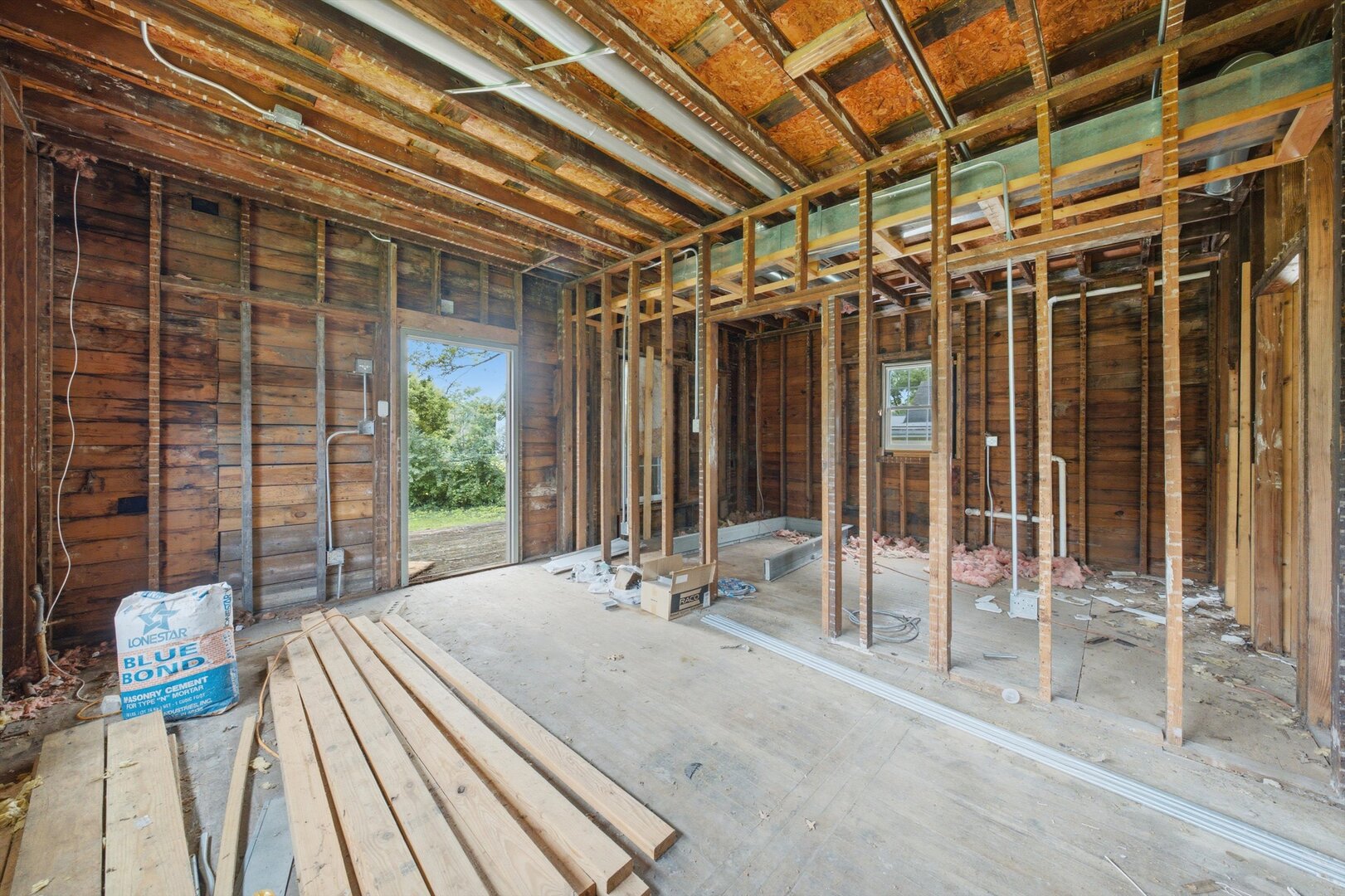 20 E Main Street Property Photo 24